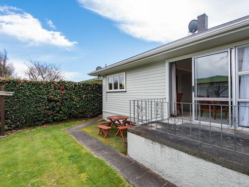 1/4 Otterson Street, Tahunanui