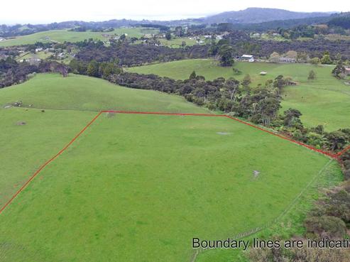 12A Arrowsmith Road, Waitakere