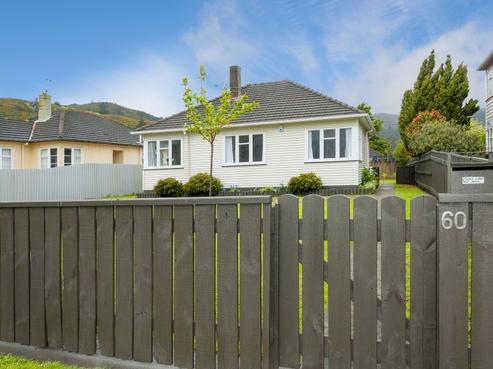 60 Chapman Crescent, Naenae