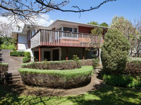 13 Beaumont Crescent, Frankleigh Park