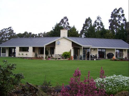 242 Ferry Road, Richmond
