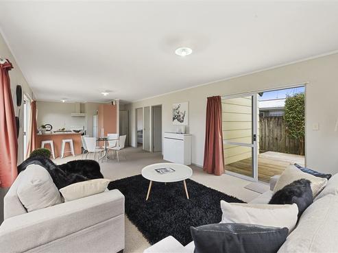81B Cameron Road, Hamilton East