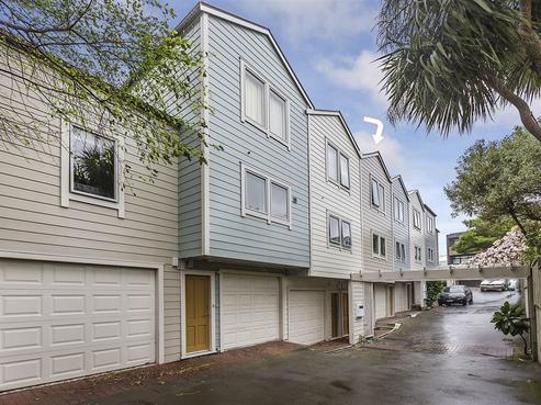 152F Tasman Street, Mount Cook
