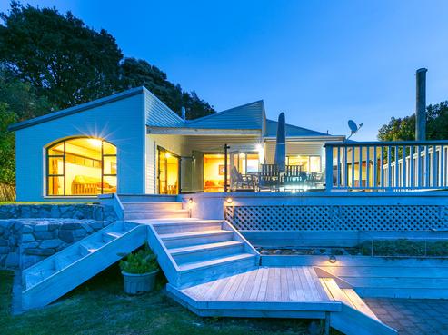 55 Jans Terrace, Oakura