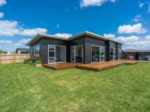 357 One Tree Point Road, One Tree Point