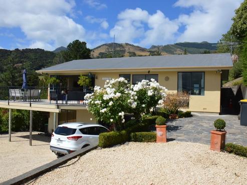 9 Newton Place, Akaroa