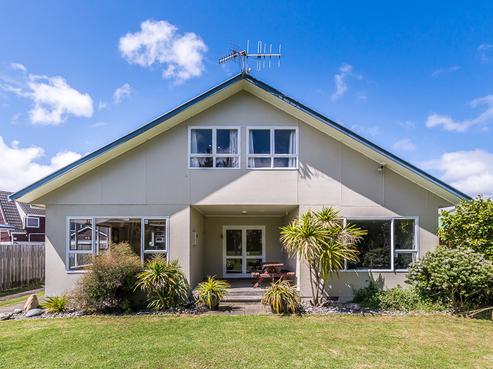 132 Matatua Road, Raumati Beach