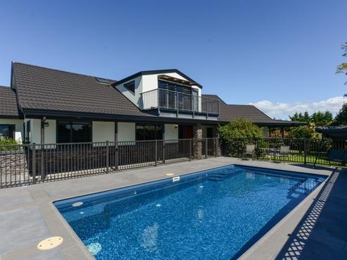 56 Rotowhenua Road, Poraiti