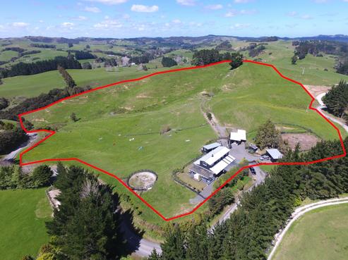 129 Komokoriki Hill Road, Makarau