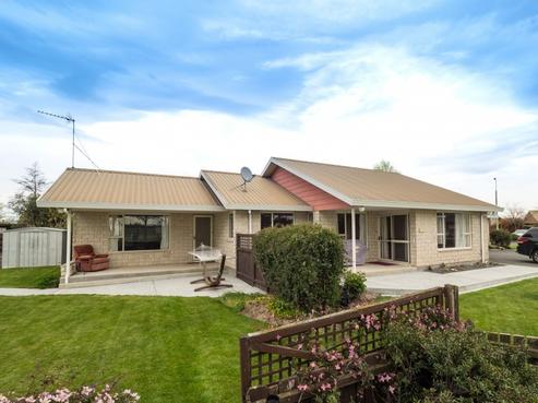 8 Williamson Place, Allenton