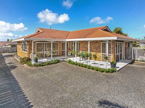 15A Shannon Grove, Pukekohe