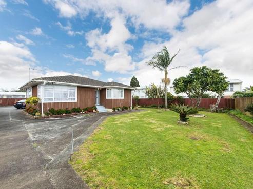 23 Flat Bush Road, Otara