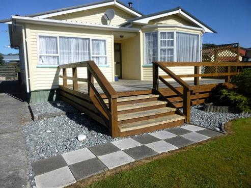 21 Parfitt Place, Greymouth