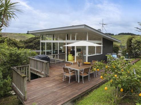 31 Campbell Road, Tawharanui Peninsula