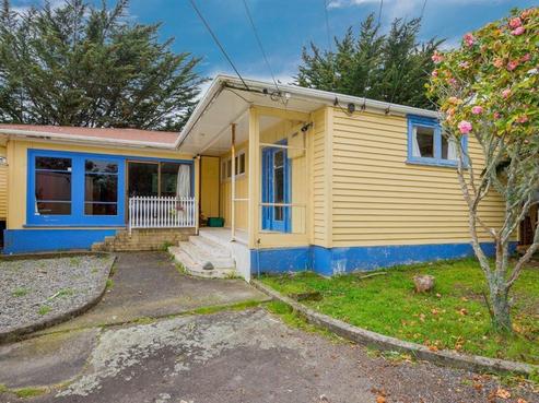 27 Hona Street, Waikanae Beach