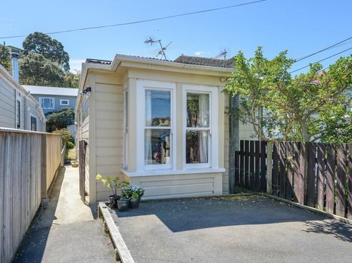 22 Duppa Street, Berhampore