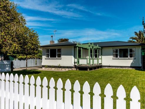 14 Merton Crescent, Pirimai