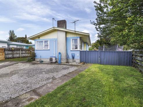 6 Pandora Avenue, Sunnybrook