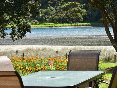 24B The Strand, Waiwera