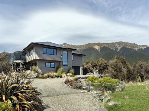 21 Toutouwai Place, St Arnaud