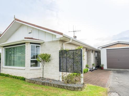 90 Somerset Road, Springvale