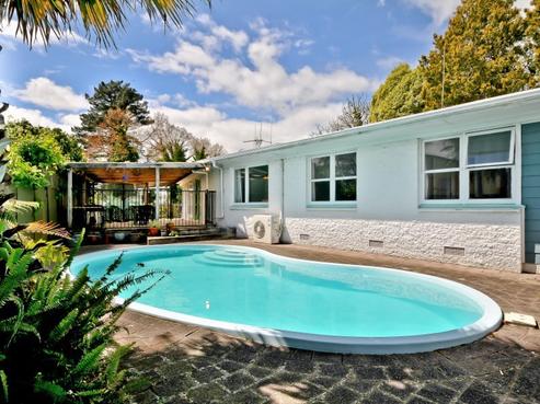 21 Anderson Road, Deanwell