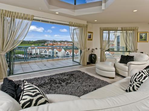 73 Waterside Crescent, Gulf Harbour