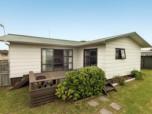 12 Sandspit Road, Waiuku