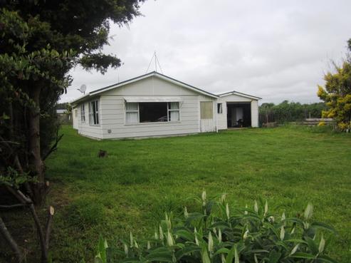 13 Forest Road, Waitarere Beach