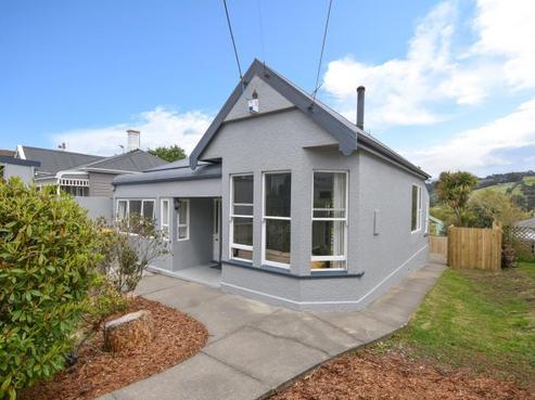 96 Kenmure Road, Belleknowes