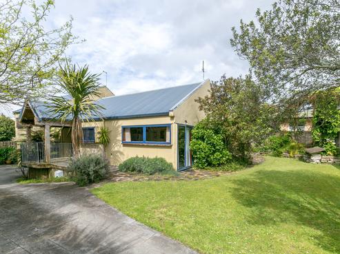 84B Clyde Street, Hamilton East
