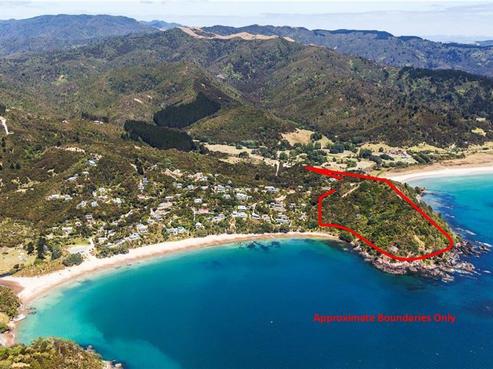10 West Point Road, Waikawau
