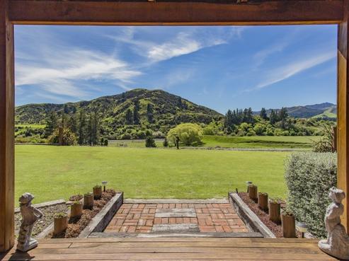 163 Leader Road East, Cheviot