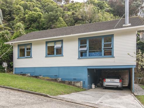 8 Monmouth Way, Wilton