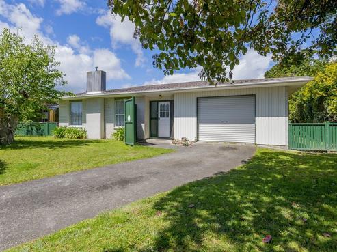 90 Belvedere Avenue, Waikanae