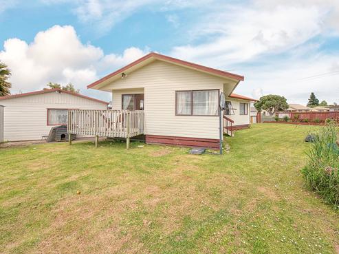 74 Shifnal Drive, Randwick Park