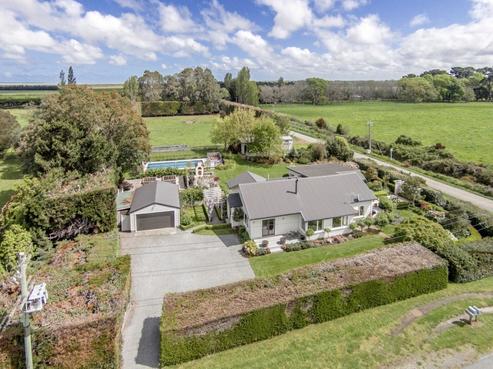 275 Davidsons Road, Lincoln