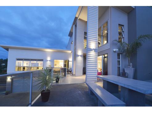 14A Dundas Road, Riverside