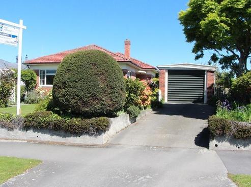 7 Preston Street, West End