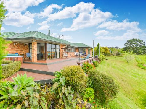 212C Glenbrook Beach Road, Glenbrook