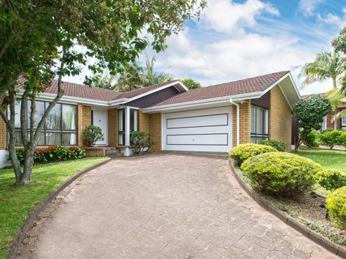 11 Loloma Drive, Half Moon Bay