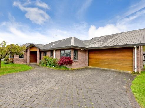 6 Maidstone Place, Rototuna North