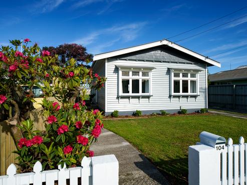 104 Mackworth Street, Woolston