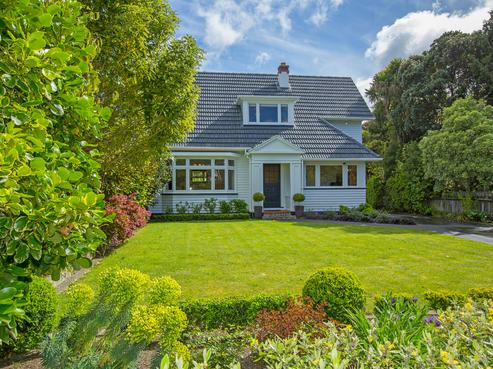 311 Riverside Drive, Waterloo