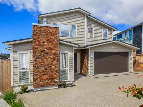 38 Caldera Drive, Long Bay