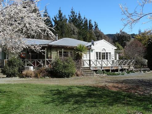 453 Kohatu-kawatiri Highway, Tapawera