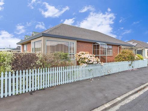 27 Grove Street, Saint Kilda