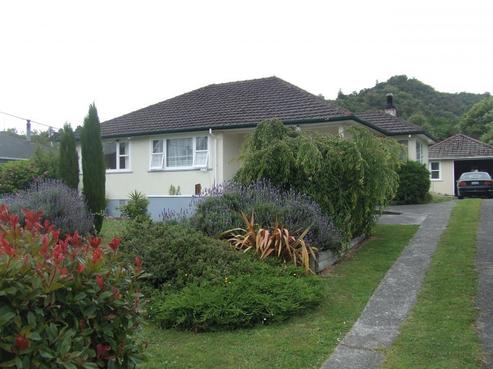 10 Koraenui Street, Mangaweka