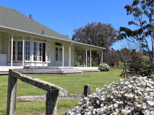 171 Hinekura Road, Martinborough