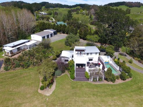 1236 Weranui Road, Wainui